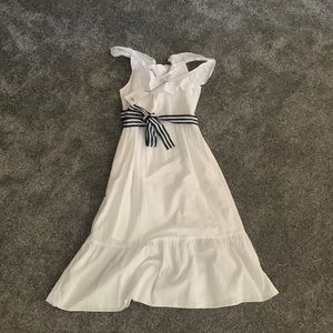 Vineyard Vines White Dress w/ Blue Striped Ribbon